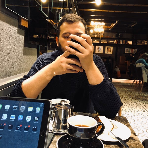12/8/2019にNilay U.がTwo Cups Coffeeで撮った写真