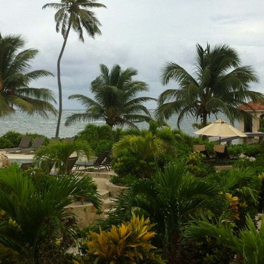 10/10/2012 tarihinde Mike K.ziyaretçi tarafından Coco Beach Resort'de çekilen fotoğraf