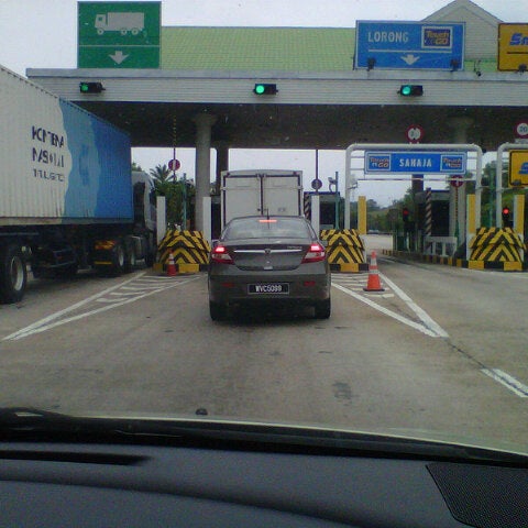 Photos At Tol Bukit Beruntung Bukit Beruntung