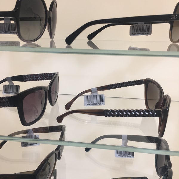 Sunglass Hut - Optical Shop in New York
