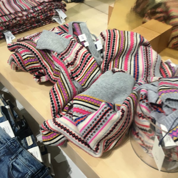 gap colonie center