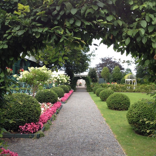 รูปภาพถ่ายที่ The Keadeen Hotel โดย The Keadeen Hotel เมื่อ 7/24/2013