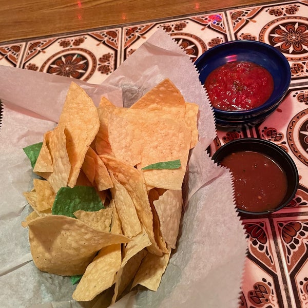Снимок сделан в Carmelita&#39;s Mexican Restaurant пользователем Randy N. 12/22/2022