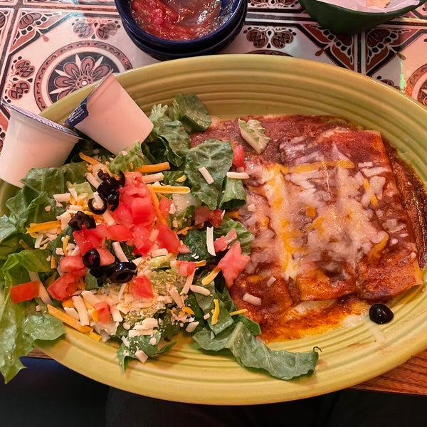 Foto tomada en Carmelita&#39;s Mexican Restaurant  por Randy N. el 4/25/2023