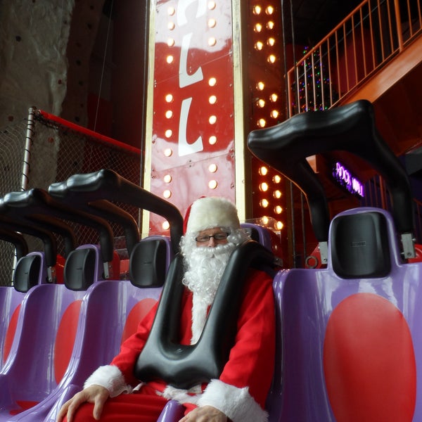Santa Claus visit The Castle Fun Center Free Fall!