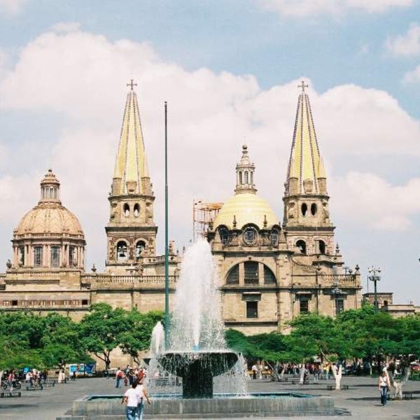 5/28/2013 tarihinde Victor C.ziyaretçi tarafından Guadalajara'de çekilen fotoğraf