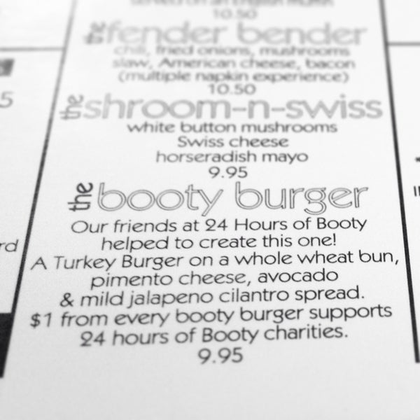 9/9/2013에 Tony A.님이 Kickstand Burgers -n- Bar에서 찍은 사진
