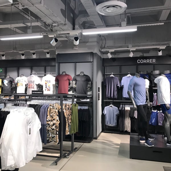 Nike top store mexico