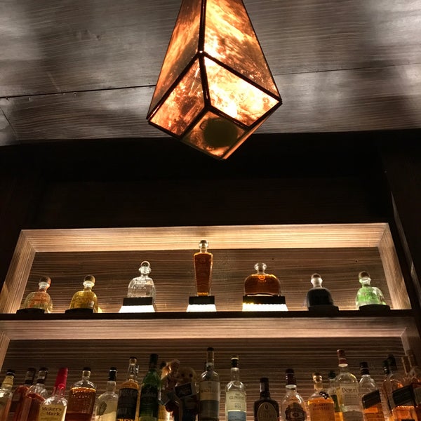 Photo taken at Dodo Café Cóctel Bar by Chuy A. on 1/6/2018