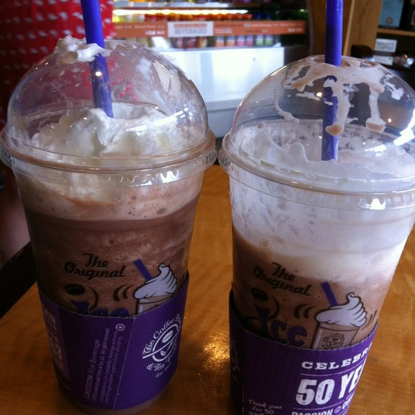 Photo taken at The Coffee Bean &amp; Tea Leaf by Julie on 7/5/2013