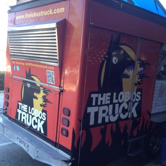 10/30/2012에 Brian S.님이 The Lobos Truck에서 찍은 사진