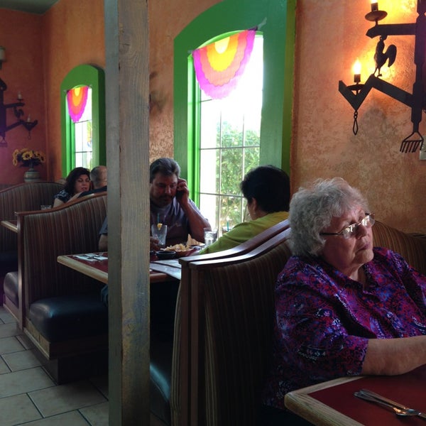5/29/2013にTerry D.がMargaritas Mexican Restaurantで撮った写真
