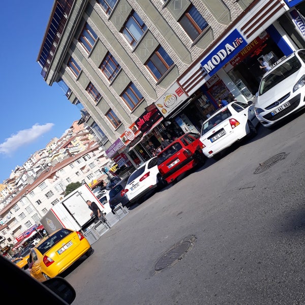 liseli gizli çekim etek altı