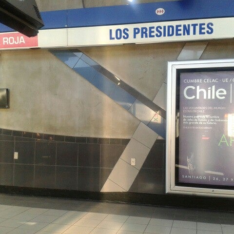 Metro Los Presidentes Metro Station