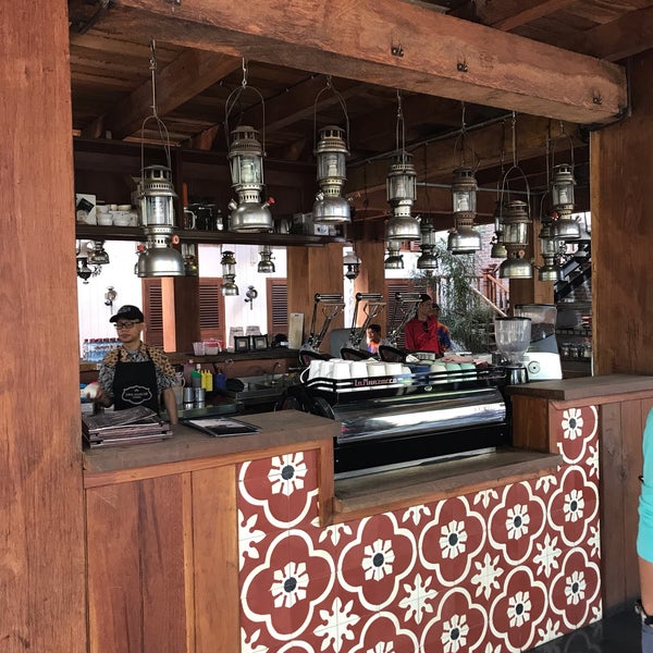 Java Dancer Coffee 2 - Coffee Shop in Malang
