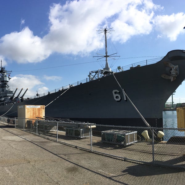 Снимок сделан в USS Iowa (BB-61) пользователем Chichibugou 10/14/2019