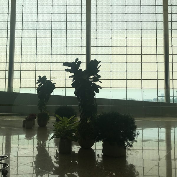 Foto tirada no(a) Terminal 1 por Delaram em 12/27/2019