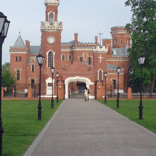 свитский корпус дворца ольденбургских. дворцовый комплекс ольденбургских. замок княгини ольденбургской воронеж. дворец ольденбургских в рамони. ольденбургский замок воронеж год.