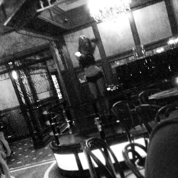 Bugsy's Back Alley Saloon Speakeasy in Milwaukee