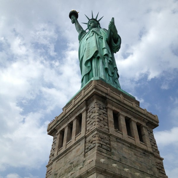 NJT Liberty State Park Light Rail Station Liberty State Park'da