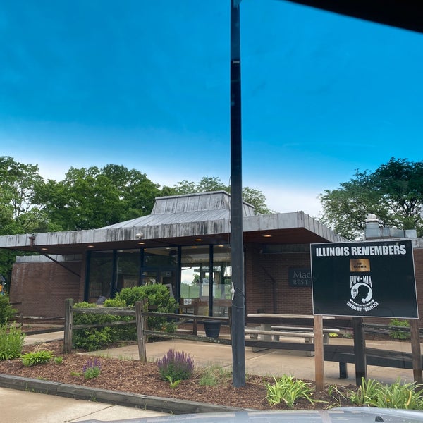 Mackinaw Dells Rest Area Westbound Congerville, IL