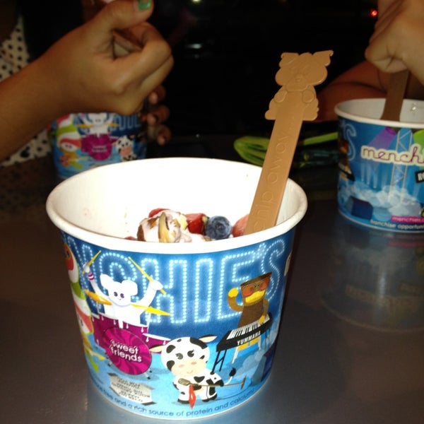 Photo taken at Menchie&#39;s by Noy on 1/2/2013