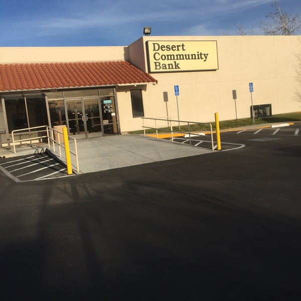 Desert Community Bank 28 Visitors