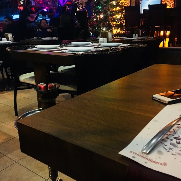 12/31/2017 tarihinde Mustafa .ziyaretçi tarafından Why Not Restaurant'de çekilen fotoğraf