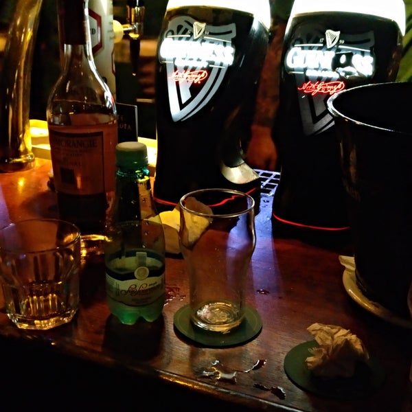 Das Foto wurde bei All Black Irish Pub von Marco F. am 10/6/2018 aufgenommen