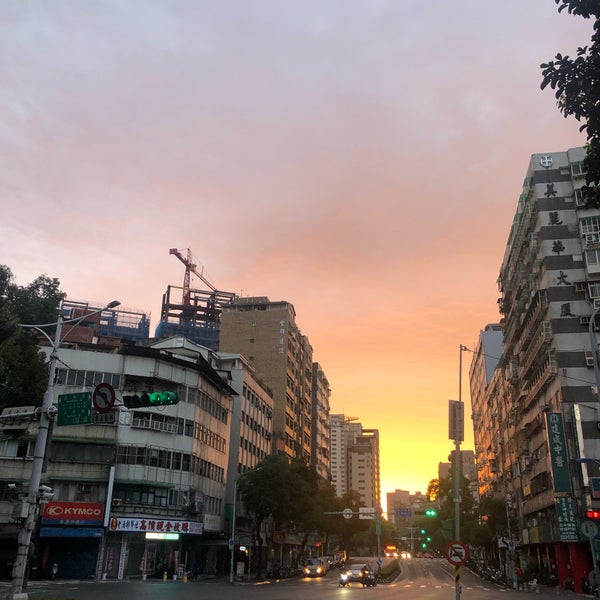Photos At 和平西路 泉州街 三元街口 Intersection