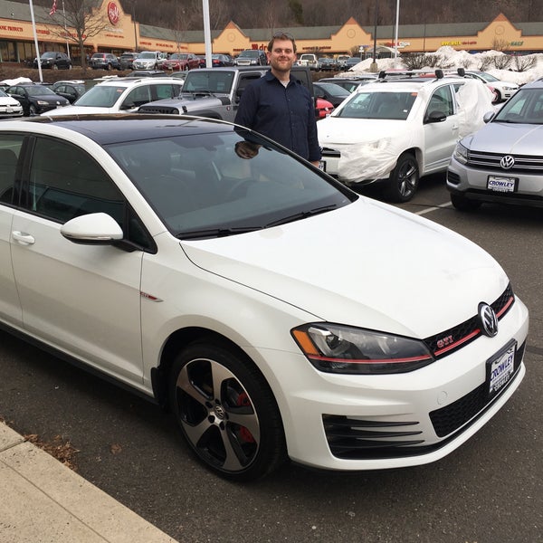 Crowley Volkswagen Car Dealership in Plainville