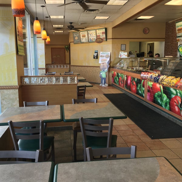 Subway Restaurant River Osborne Vinnipeg, MB