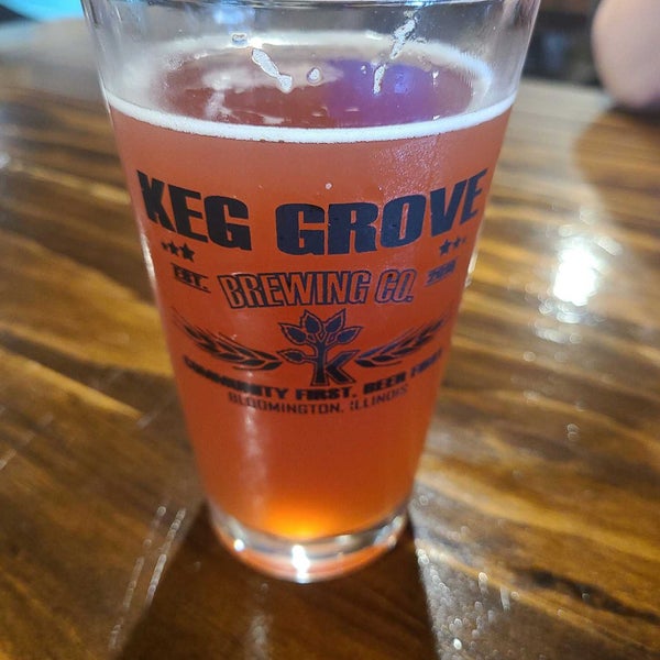 Photo taken at Keg Grove Brewing Company by Mark L. on 8/29/2021