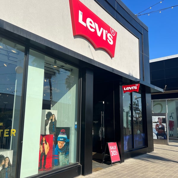 Levi's Store - Clothing Store in Del Amo Fashion Center