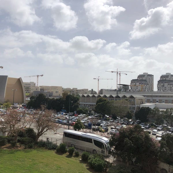 Foto diambil di Tel Aviv University oleh I B. pada 2/26/2019