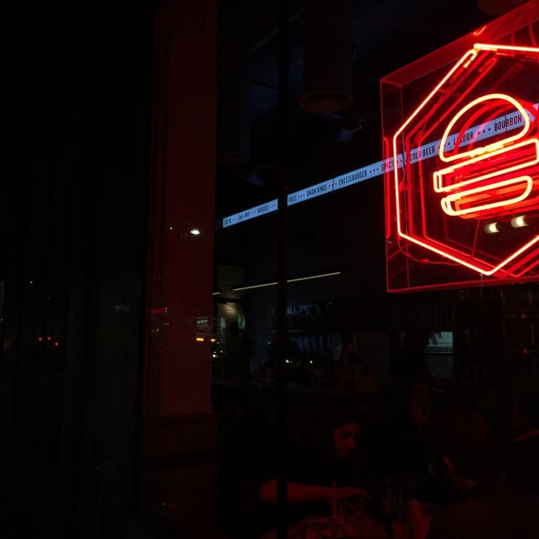 1/1/2017 tarihinde I B.ziyaretçi tarafından America Burgers'de çekilen fotoğraf