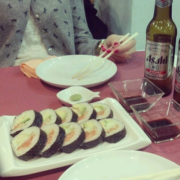 Photo prise au Sushi-Bar Ajumma par Raquel P. le1/18/2013