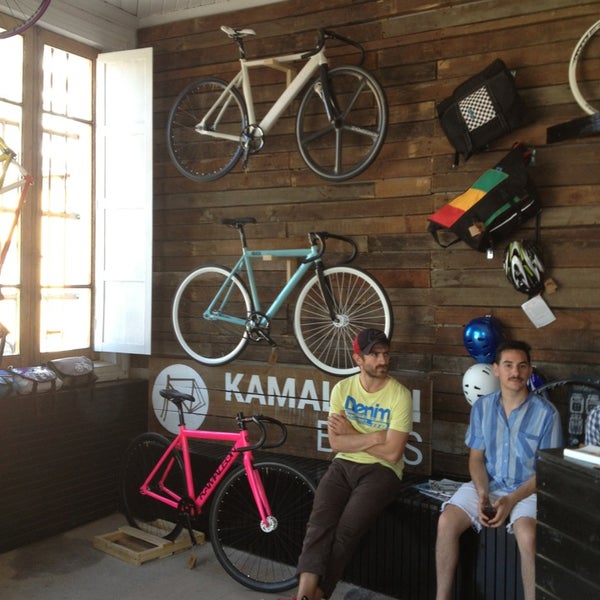 1/6/2013 tarihinde Mauricio S.ziyaretçi tarafından Kamaleon Bikes'de çekilen fotoğraf