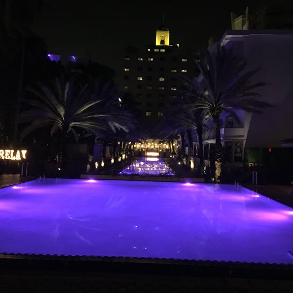 Снимок сделан в National Hotel Miami Beach пользователем This Mom W. 9/9/2018