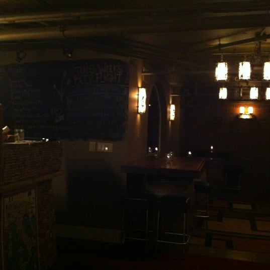 รูปภาพถ่ายที่ 55° Wine Bar โดย This Mom W. เมื่อ 10/24/2012