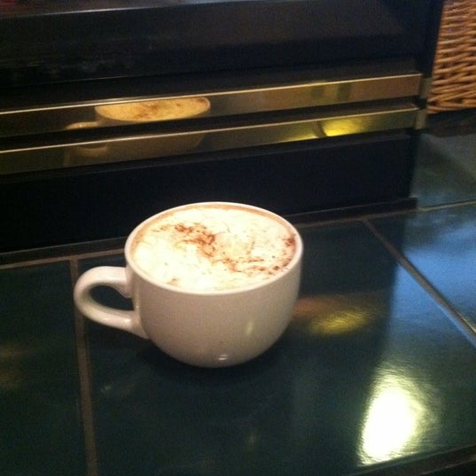12/7/2012 tarihinde Andy J.ziyaretçi tarafından Ancora Coffee'de çekilen fotoğraf