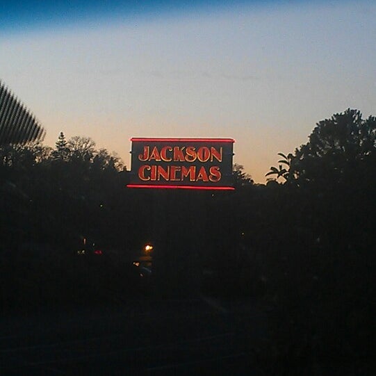 Regal Jackson Cinema 1 tip