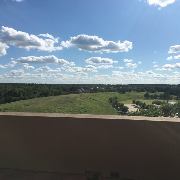Photo taken at Dallas/Fort Worth Marriott Solana by Valerie D. on 5/4/2017