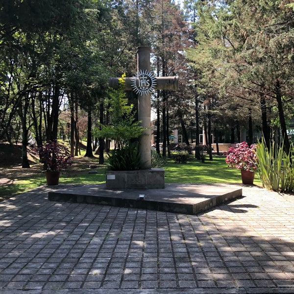 Photo taken at Universidad Iberoamericana Puebla by niCin on 9/28/2018
