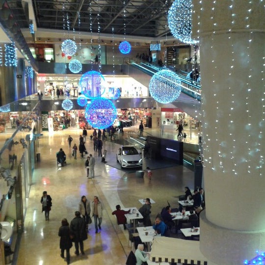 Foto scattata a Zielo Shopping Pozuelo da Guillermo R. il 12/7/2012