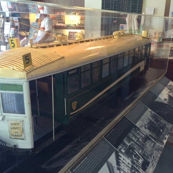 5/16/2014 tarihinde Mariana D.ziyaretçi tarafından San Francisco Railway Museum'de çekilen fotoğraf