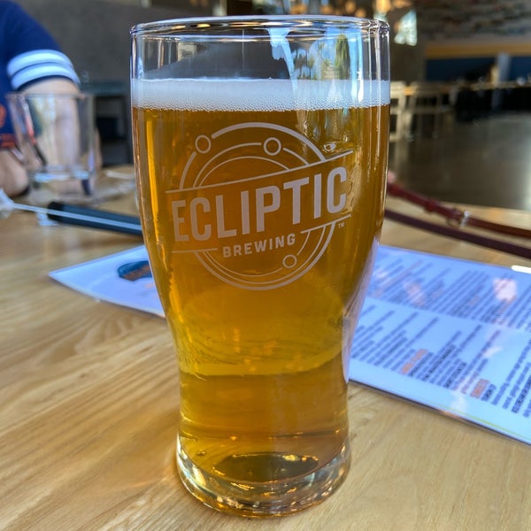5/16/2021 tarihinde Jason C.ziyaretçi tarafından Ecliptic Brewing'de çekilen fotoğraf