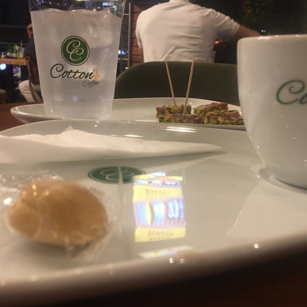 Foto tirada no(a) Cotton Coffee por Seda G. em 7/25/2019