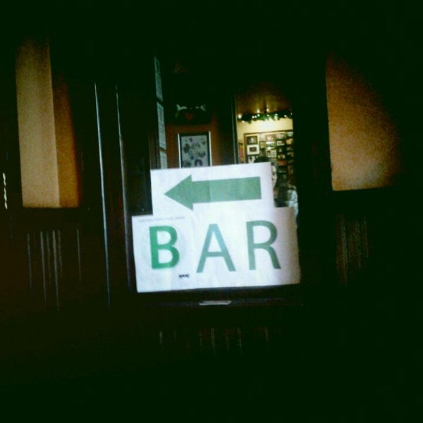 Foto tirada no(a) Fetch Bar and Grill por David B. em 12/15/2011