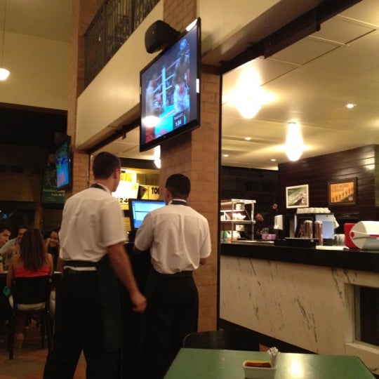Foto tirada no(a) Bar e Restaurante Resenha por Antonio Carlos R. em 6/11/2012